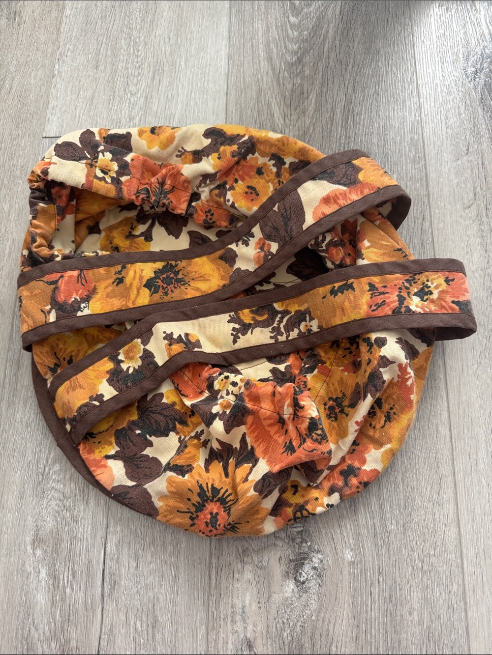 Vintage Floral Harvest Casserole Carrier in Brown and Orange
